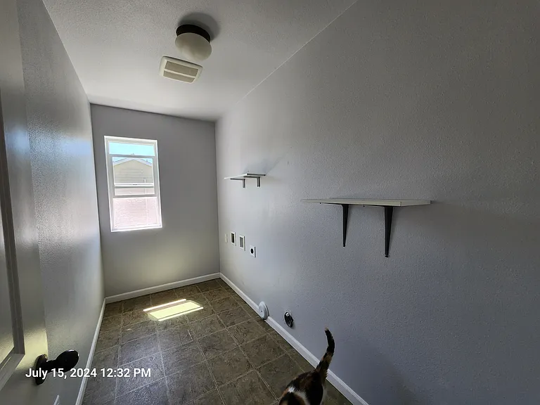 Large laundry room upstairs