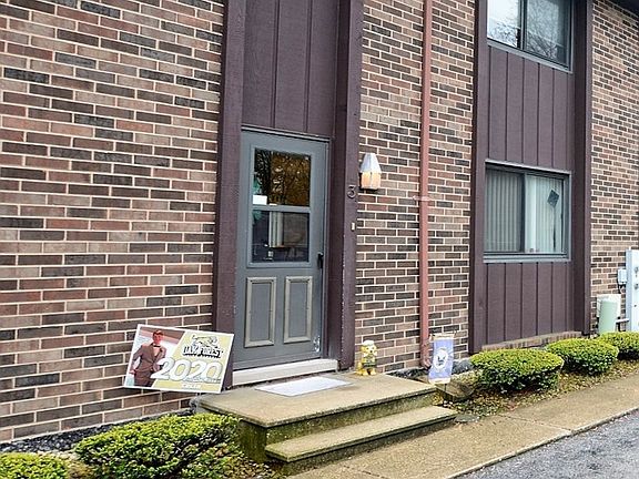 2nd image of 15804 Laramie Ave APT 3