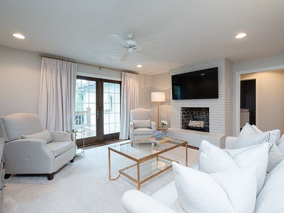 Living room.