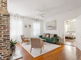 314 Ashley Avenue, The Emerald Suite