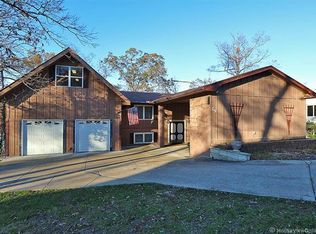 25 Independence Ave, De Soto, MO 63020