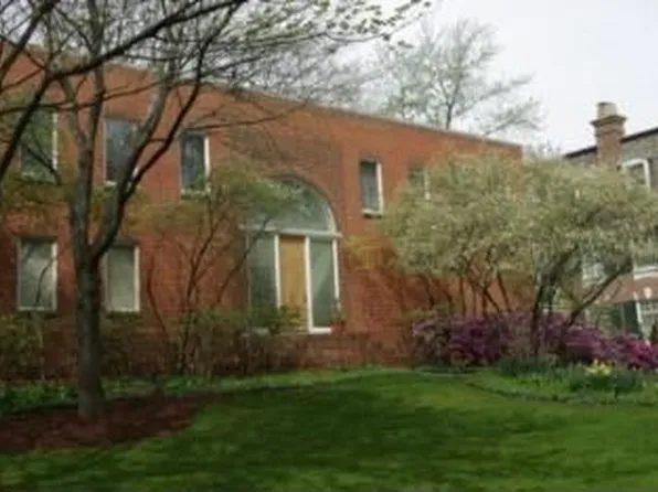 4824 S Woodlawn Ave, Chicago, IL 60615