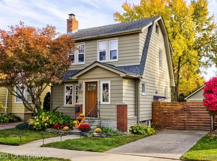 1021 Pearson St, Ferndale, MI 48220