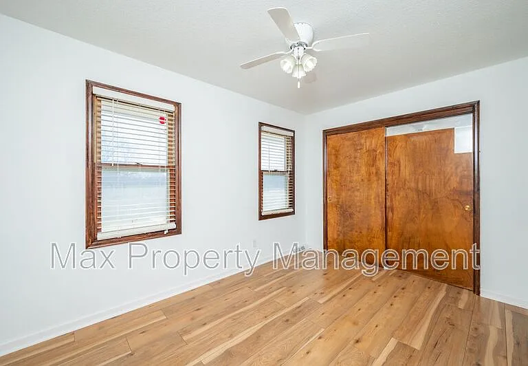7613 Prairie Ave — Photo 10