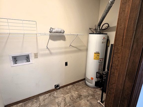3rd image of 2045 S Kentwood Ave #1