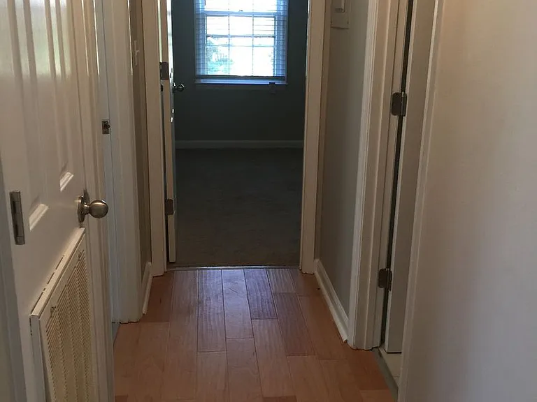 904 Norwood St — Photo 15