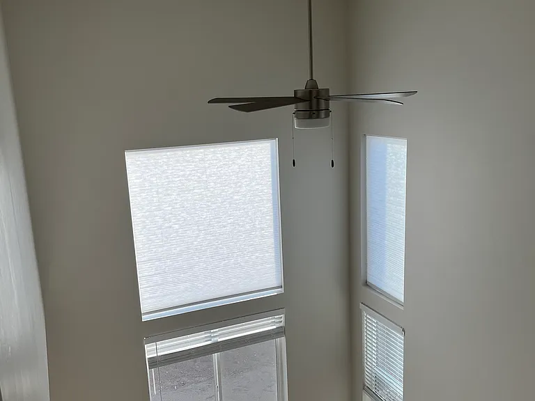 4672 S Alder Dr — Photo 3