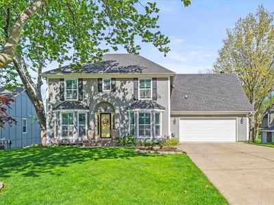 8048 Bell Rd, Lenexa, KS, 66219