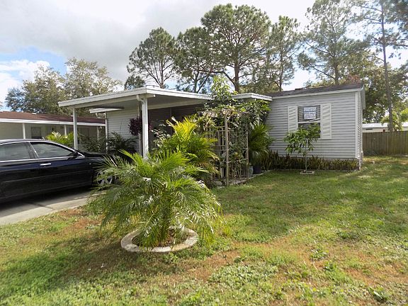 LANDSCAPED YARD