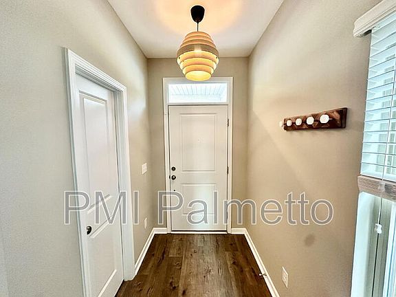 4th image of 117 Weeping Oak Ln