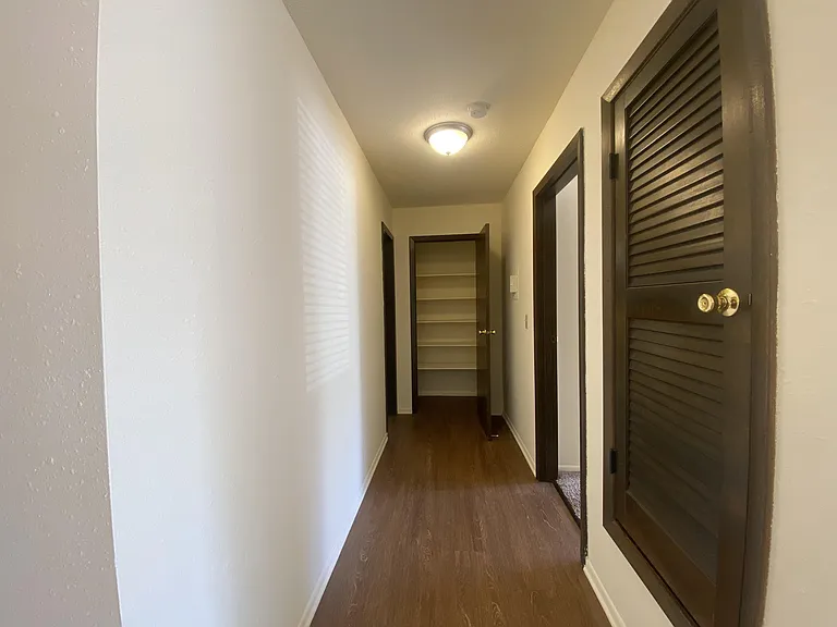 Kimberly Club Apartments — Photo 114
