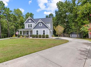 75 Twisted Oak Ct, Hampstead, NC 28443