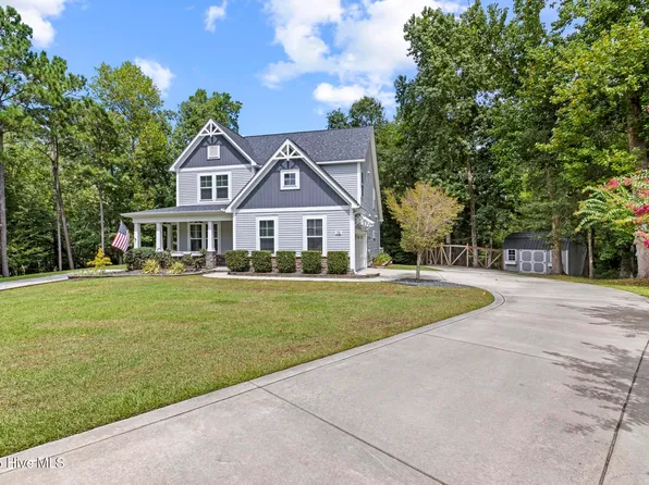 75 Twisted Oak Court, Hampstead, NC 28443