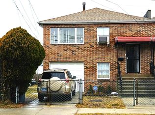 2964 Falcon Ave, Far Rockaway, NY 11691