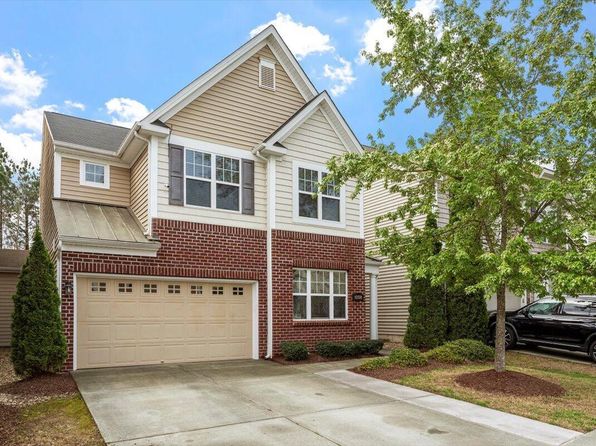 1008 Garden Square Ln, Morrisville, NC 27560