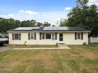 1724 Mohawk Dr, Toms River, NJ
