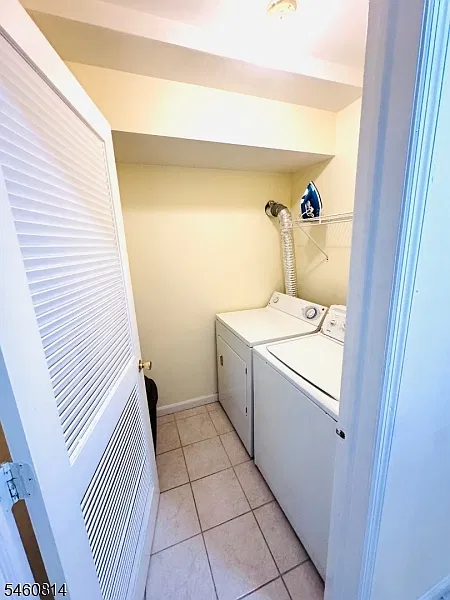 2 bed, 1.0 bath, 750 sqft, $2,200 — Photo 3