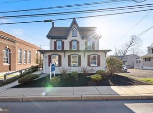 46 N Main St, Chalfont, PA