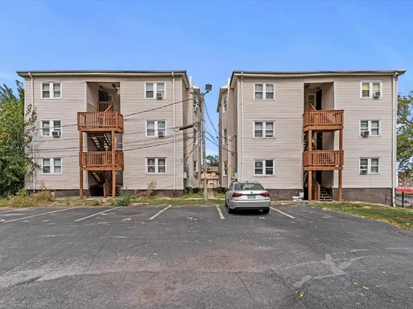 1123 E 28th Street Kansas City, MO 64109, 1123 E 28th St APT 3, Kansas City, MO 64109