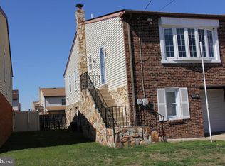 7902 Brous Ave, Philadelphia, PA 19152