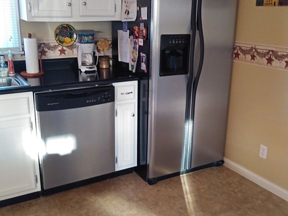 3rd image of 603 3rd St E