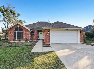 506 Dallas Dr, Roanoke, TX 76262