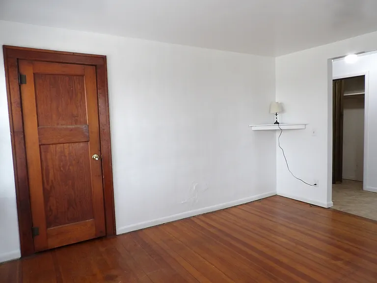 142 East St #C — Photo 7