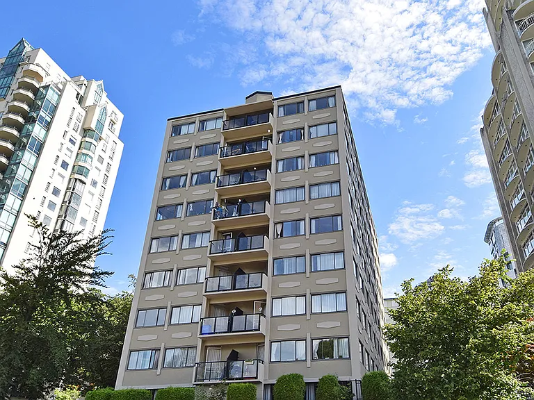 1380 Jervis St #607 — Photo 1