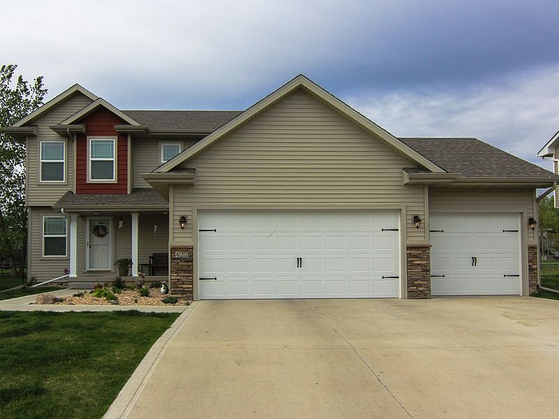 Front View of Home