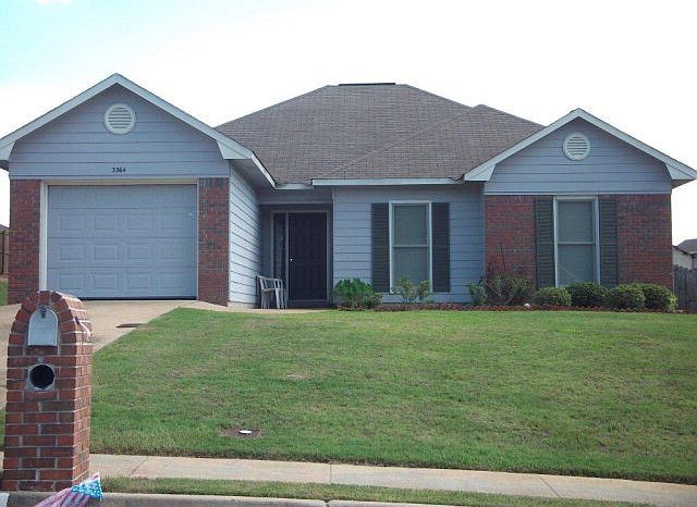 2nd image of 3364 Flintlock Dr