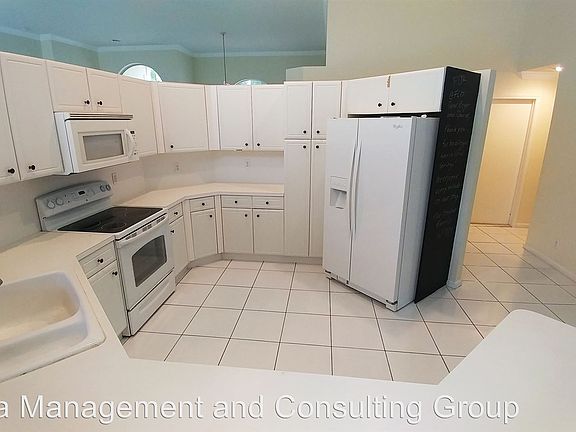 3rd image of 9825 NW 49th Pl