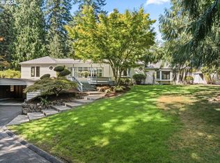 4025 SW Dogwood Ln, Portland, OR 97225