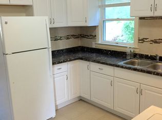 61 Summit St #D, Norwich, CT 06360