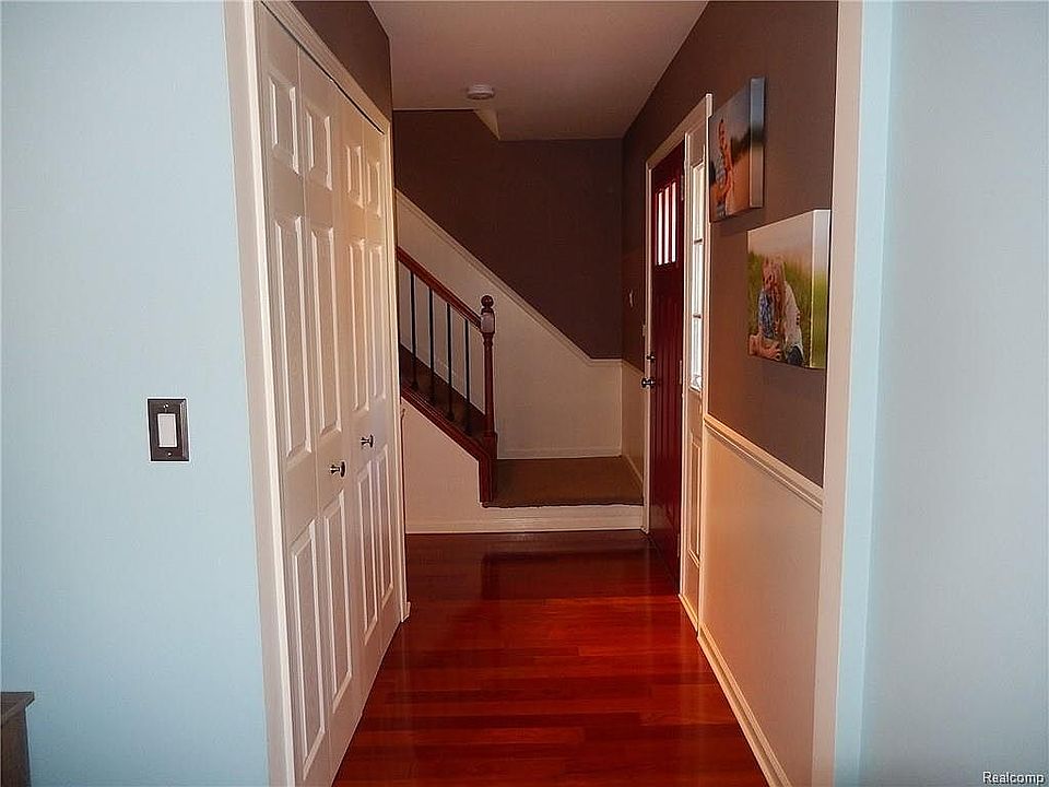 1st image of 665 Sutten Dr