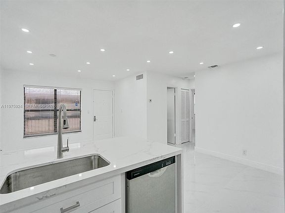 2nd image of 10051 Winding Lake Rd APT 201