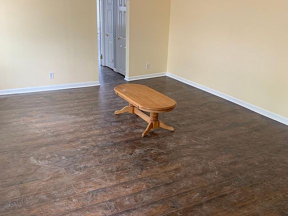 4th image of 325 N 12th St APT 2A