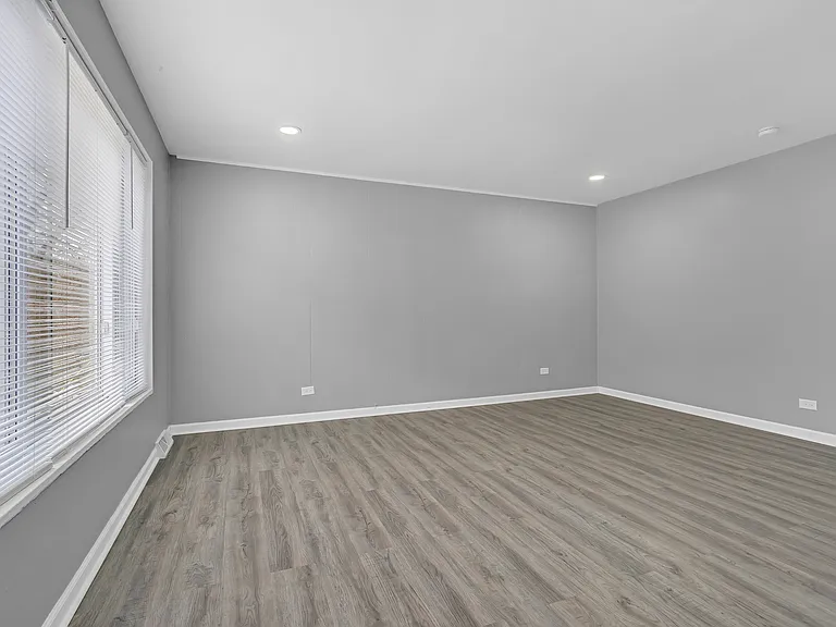 9457 Kenton Ave #F — Photo 6
