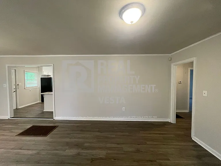 5351 Finsbury Dr — Photo 3