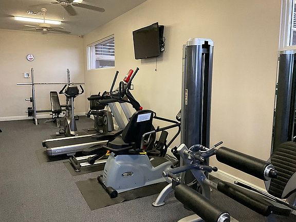 3rd image of 105 Paradise Harbour Blvd APT 503