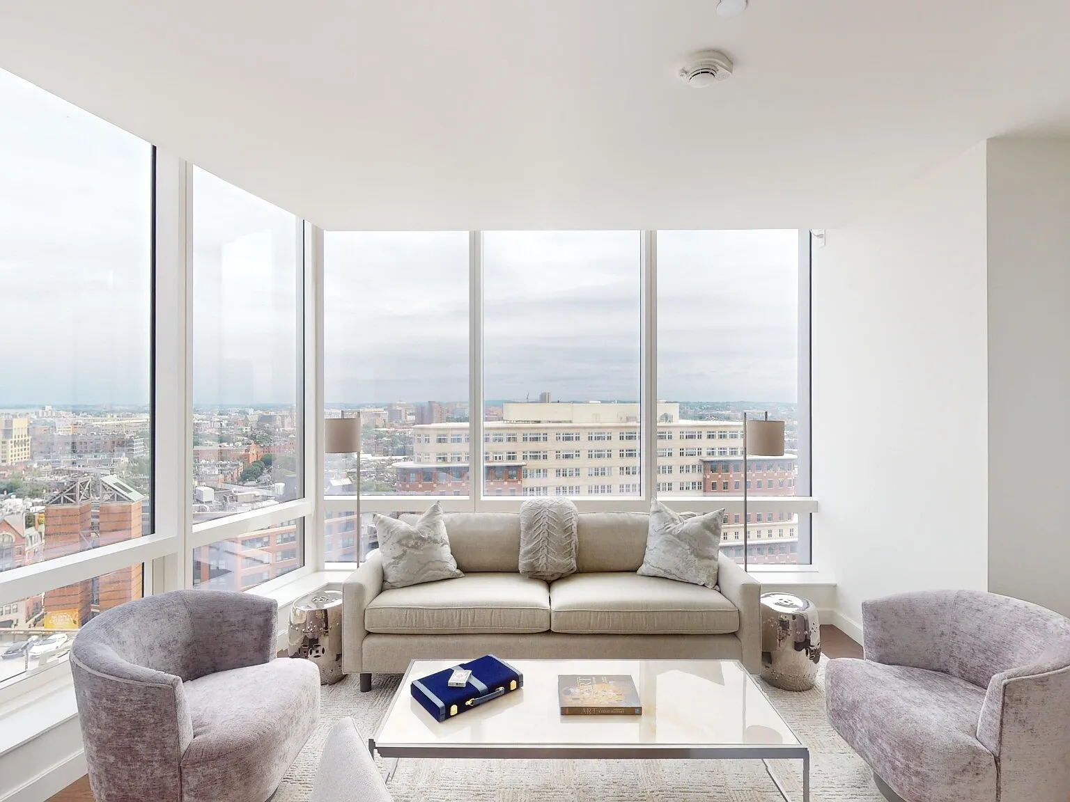 Studio, 1.0 bath, 603 sqft, $11,000 — Photo 3