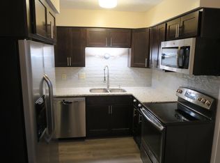 75 W Tulane Rd, Columbus, OH 43202