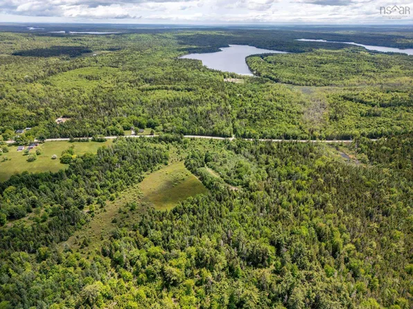 2925 Highway 203, East Kemptville, NS B5A 5P5