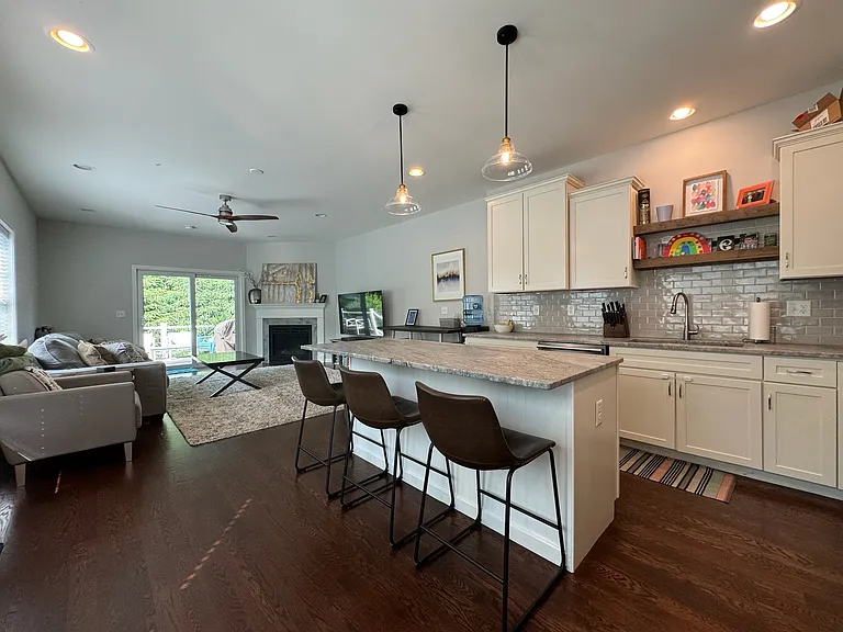 122 Milton St #122 — Photo 5