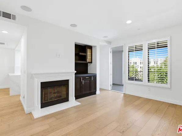 5625 Crescent Park W APT 301, Playa Vista, CA 90094