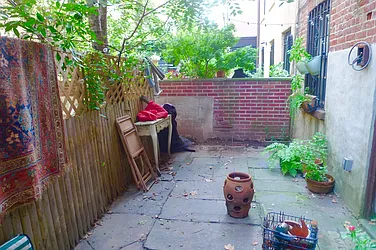 Rented by Level Group