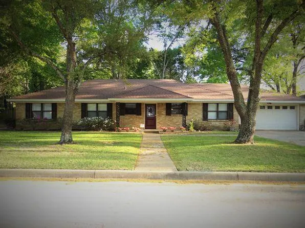 111 Baylor Dr, Tyler, TX 75703
