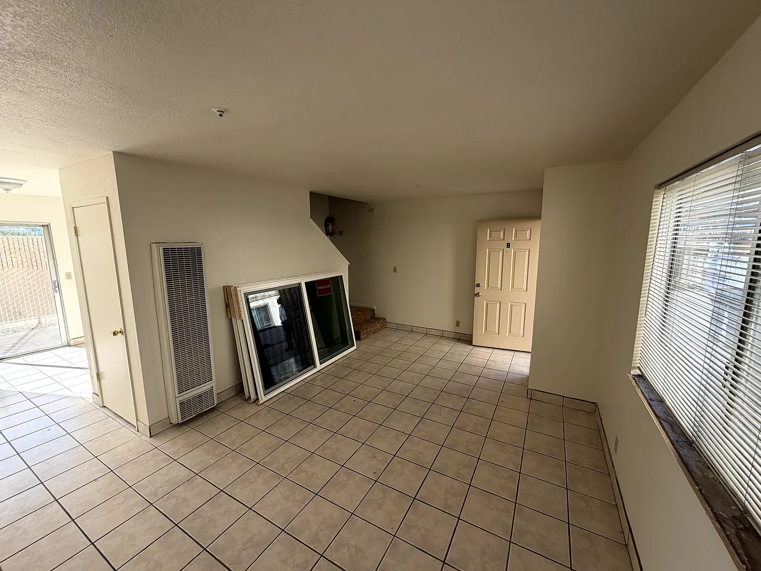 817 Elkington Avenue - 2 — Photo 3