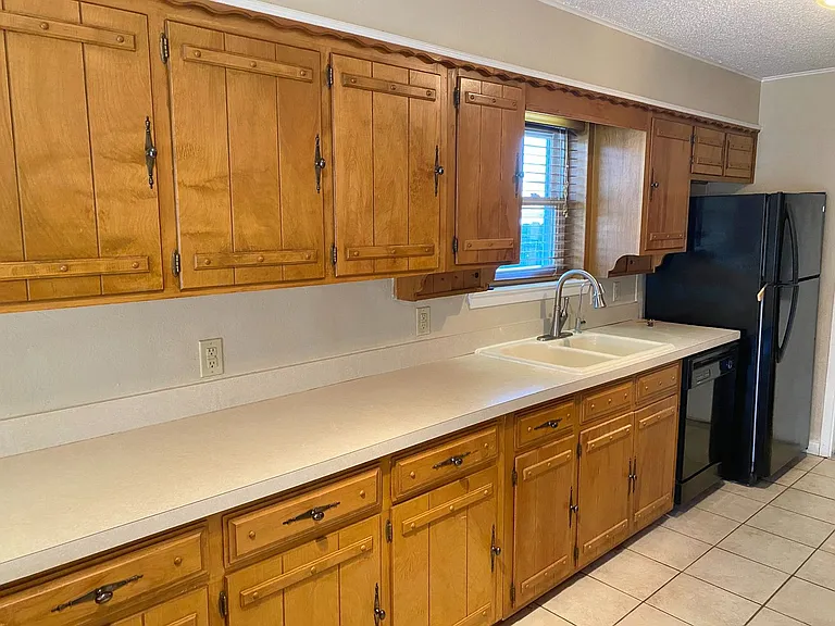 6128 Cliffside Dr — Photo 8