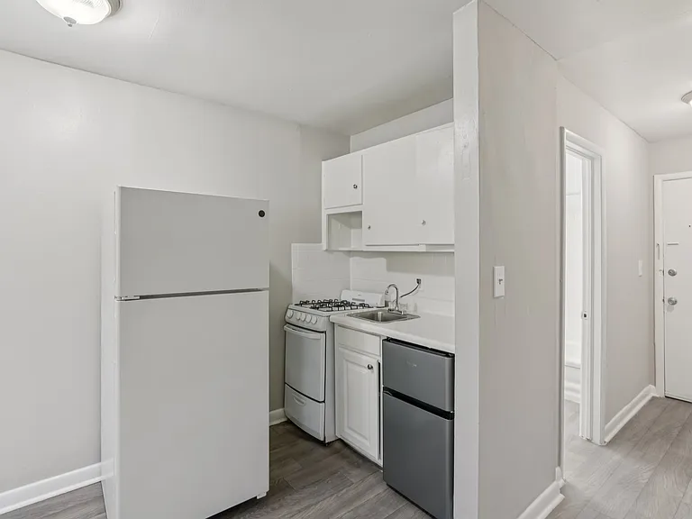 Buckhead Townhomes and Gardens — Photo 13