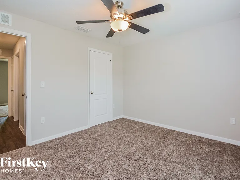 882 N Fairbanks Dr — Photo 13
